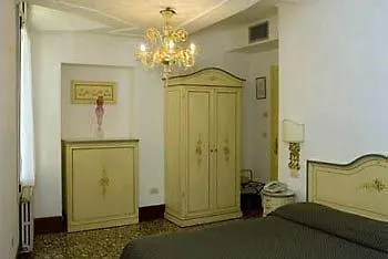 Locanda Cavanella Venedig 2*,